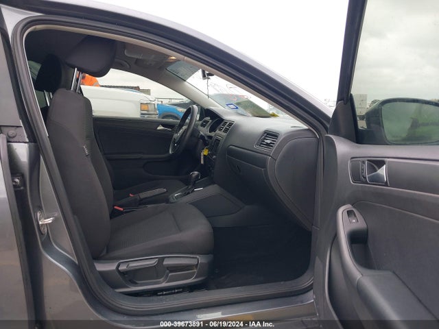 3VW267AJ7GM316250 Volkswagen Jetta 1.4t S