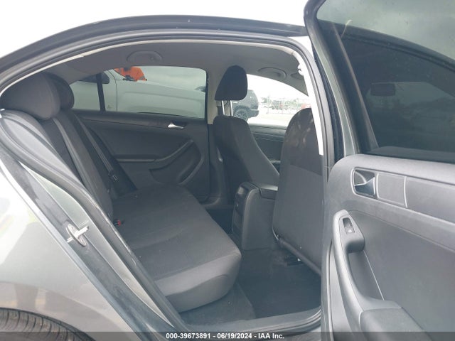 3VW267AJ7GM316250 Volkswagen Jetta 1.4t S