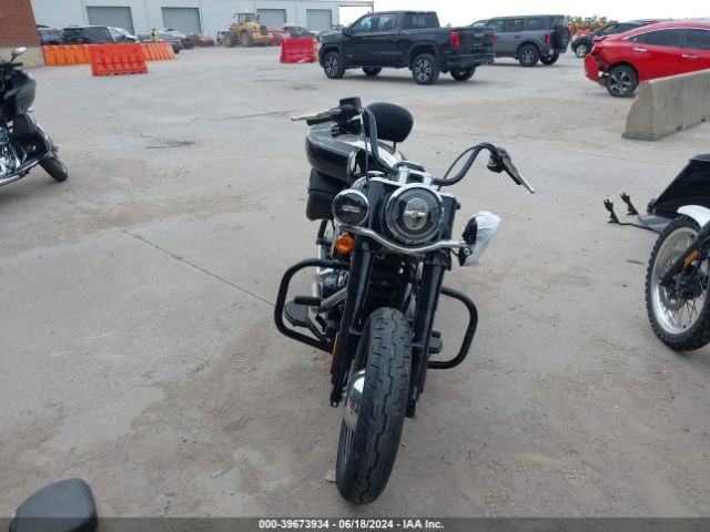 2018 HARLEY-DAVIDSON FLHCS 1HD1YBK12JC074999 Photo 4
