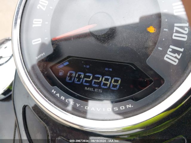 2018 HARLEY-DAVIDSON FLHCS 1HD1YBK12JC074999 Photo 6