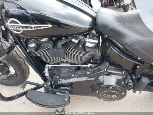 2018 HARLEY-DAVIDSON FLHCS 1HD1YBK12JC074999 Photo 7