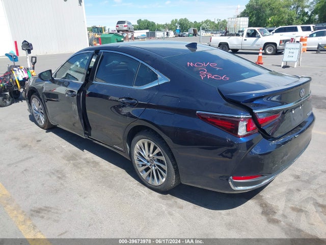 58AE21B17LU012238 Lexus Es 300h Luxury