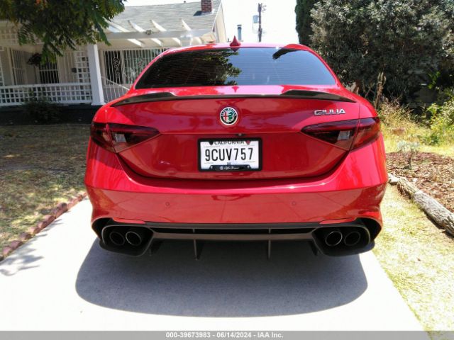 ZARFAEAV8J7578974 Alfa Romeo Giulia Quadrifoglio Rwd