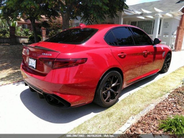 ZARFAEAV8J7578974 Alfa Romeo Giulia Quadrifoglio Rwd