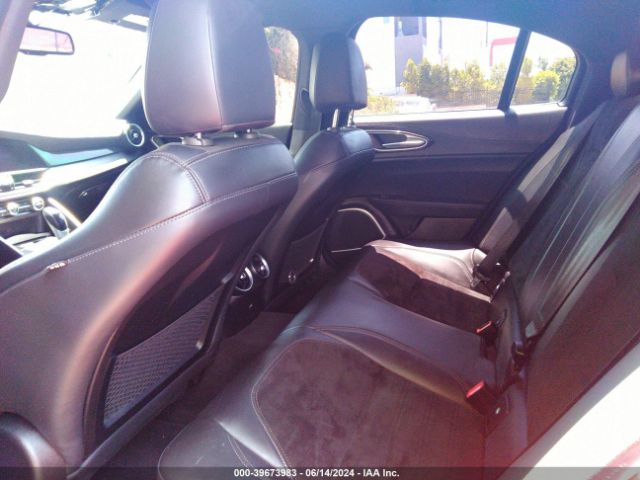 ZARFAEAV8J7578974 Alfa Romeo Giulia Quadrifoglio Rwd