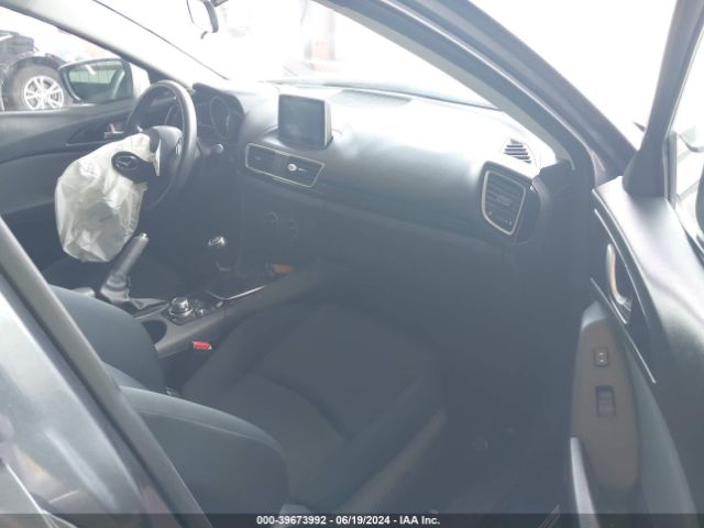 3MZBM1K74FM156168 Mazda Mazda3 I Sport