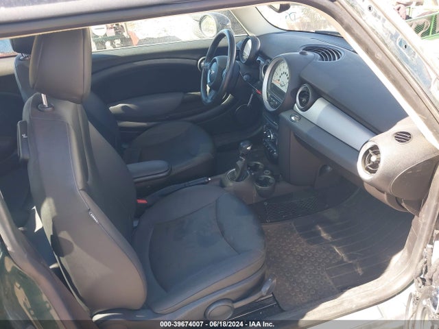 2012 MINI COOPER WMWSU3C5XCT259391 Photo 4