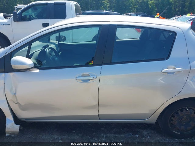 Toyota YARIS L 2015 VNKKTUD36FA036037 Image 14