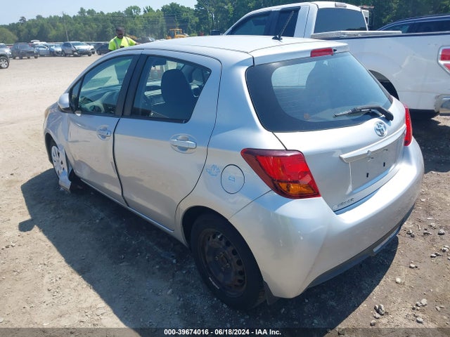Toyota YARIS L 2015 VNKKTUD36FA036037 Image 3