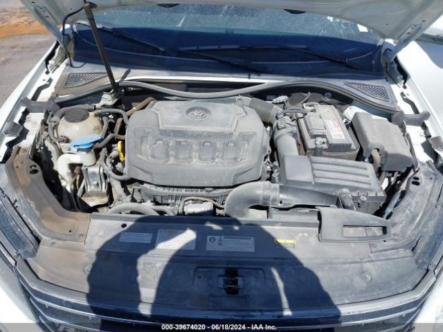 1VWAA7A31JC025683 Volkswagen Passat 2.0t R-line/2.0t S