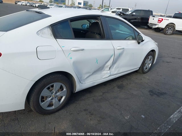 Chevrolet Cruze Ls Auto 2018 1G1BC5SM7J7149861 Image 6
