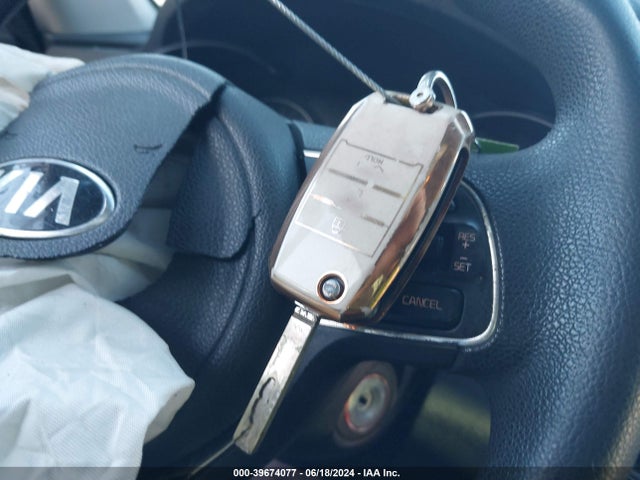 5XXGT4L38GG022842 KIA Optima Lx