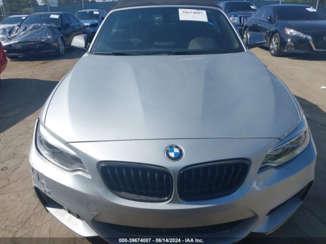 WBA2L1C34HV666401 BMW M240i