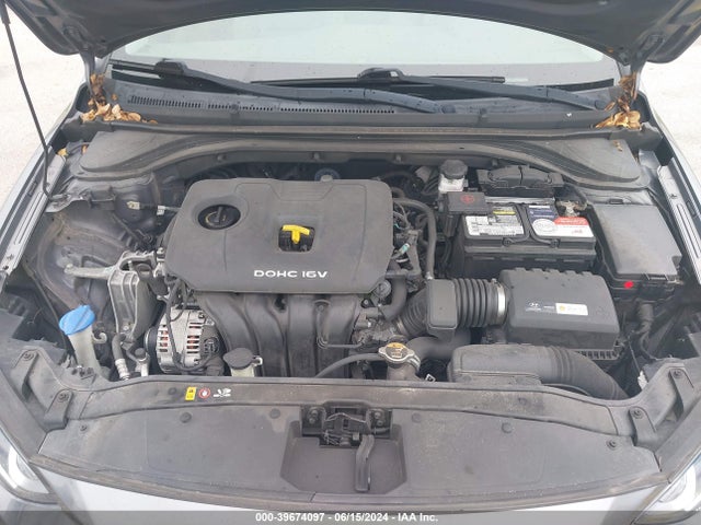 Hyundai ELANTRA SEL 2018 5NPD84LF1JH307909 Image 10