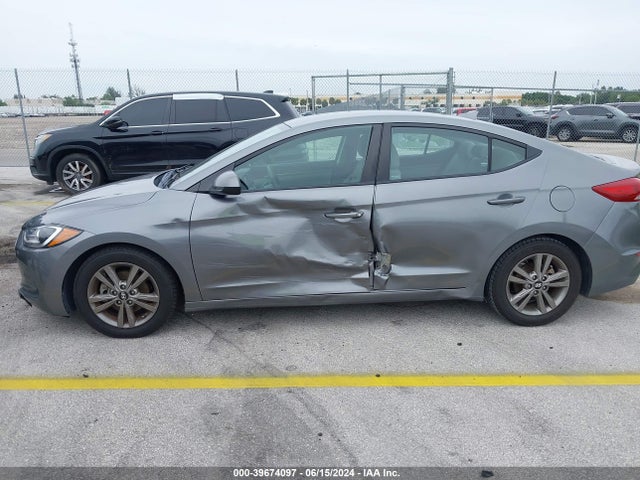 Hyundai ELANTRA SEL 2018 5NPD84LF1JH307909 Image 14