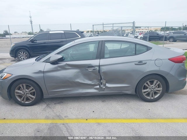 Hyundai ELANTRA SEL 2018 5NPD84LF1JH307909 Image 6