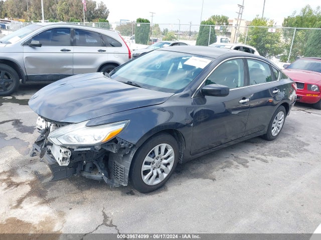 Nissan Altima 2.5 S 2018 1N4AL3AP8JC196963 Image 2