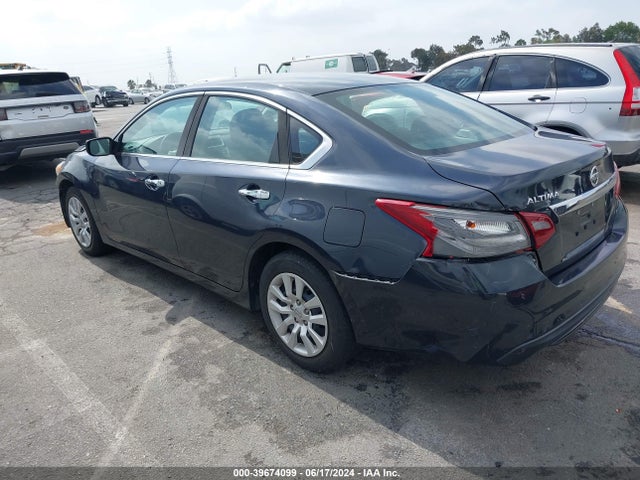 Nissan Altima 2.5 S 2018 1N4AL3AP8JC196963 Image 3