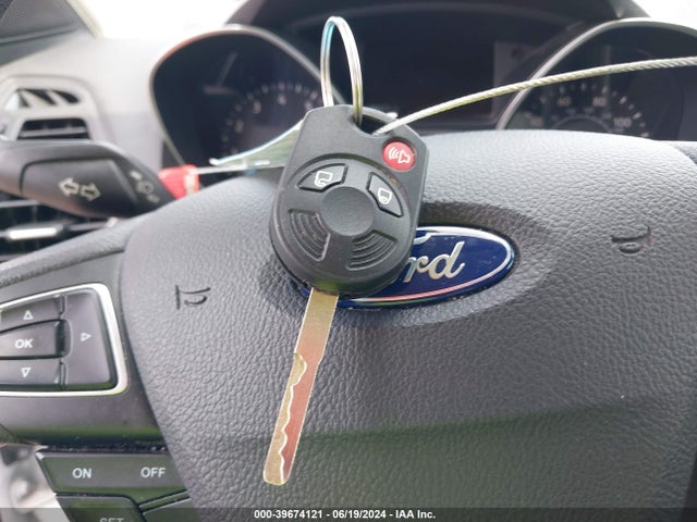 Ford ESCAPE SE 2018 1FMCU9GD5JUA74471 Image 11