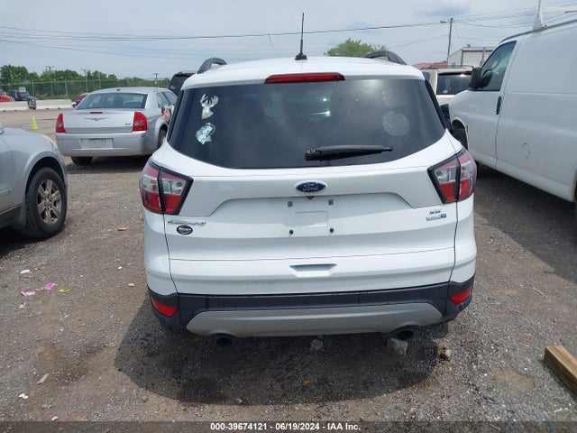 Ford ESCAPE SE 2018 1FMCU9GD5JUA74471 Image 16