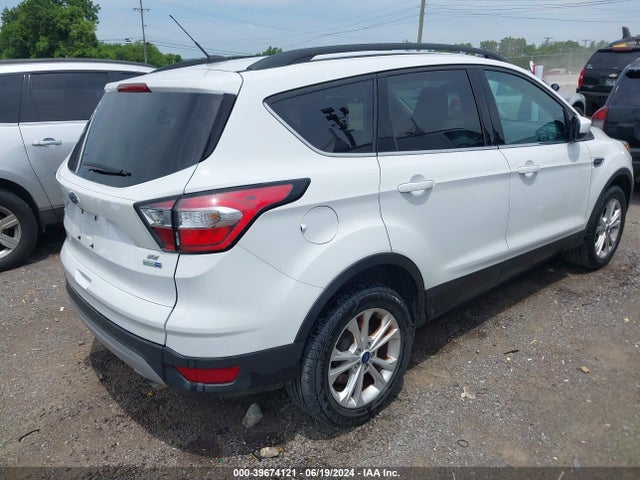 Ford ESCAPE SE 2018 1FMCU9GD5JUA74471 Image 4
