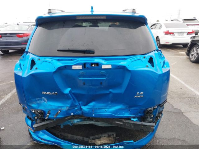 JTMBFREV1HJ138586 Toyota RAV4 LE