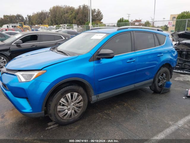 JTMBFREV1HJ138586 Toyota RAV4 LE