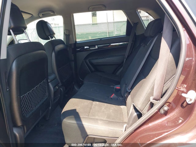 5XYKT3A65FG553993 KIA SORENTO LX