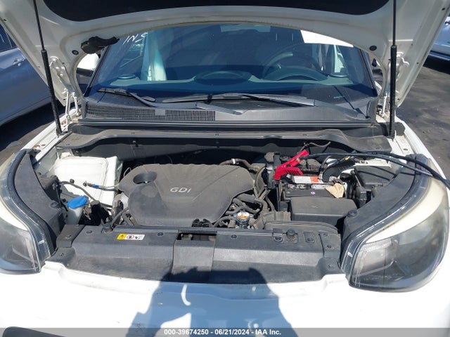 KNDJN2A27F7207986 KIA Soul