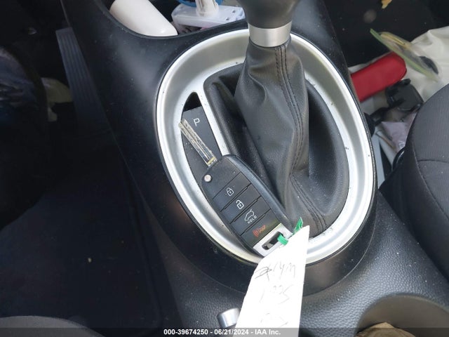 KIA Soul 2015 KNDJN2A27F7207986 Image 11