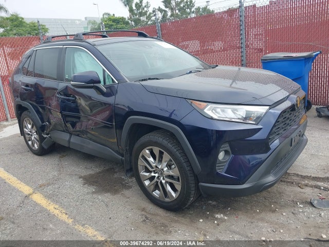 Toyota Rav4 Xle Premium 2020 2T3C1RFV1LW069684 головне зображення