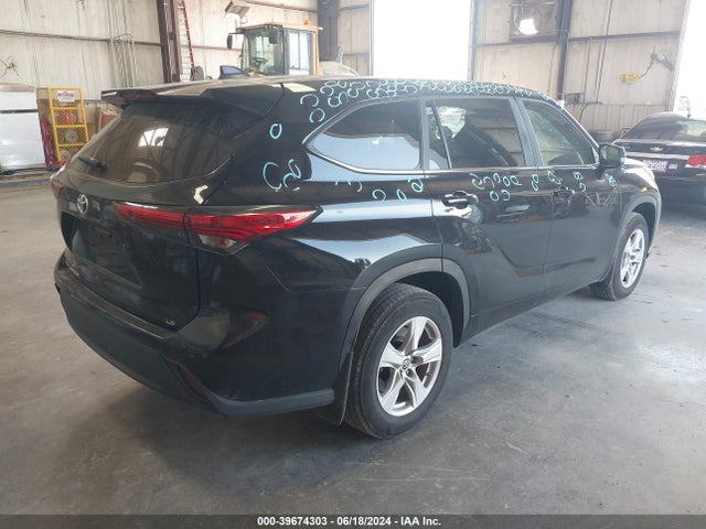 Toyota Highlander Le 2023 5TDKDRAH7PS504669 Image 4