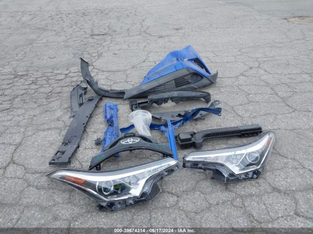 NMTKHMBX6JR008507 Toyota C-HR XLE