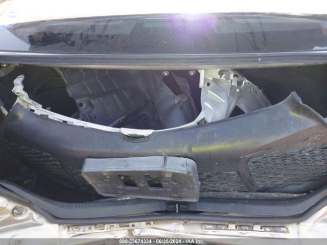 4T1BF1FK8FU018216 Toyota CAMRY SE