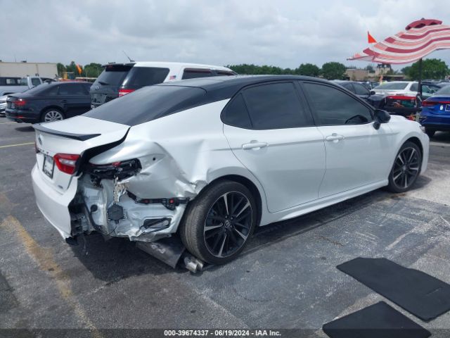 4T1B61HKXJU155437 Toyota CAMRY XSE