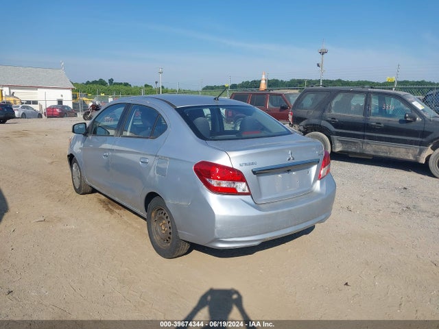 ML32F3FJ5HHF11215 Mitsubishi Mirage G4 Es