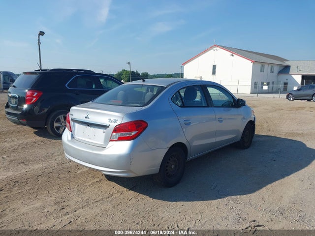 ML32F3FJ5HHF11215 Mitsubishi Mirage G4 Es