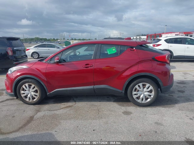 Toyota C-HR LE 2019 NMTKHMBX5KR074693 Image 14