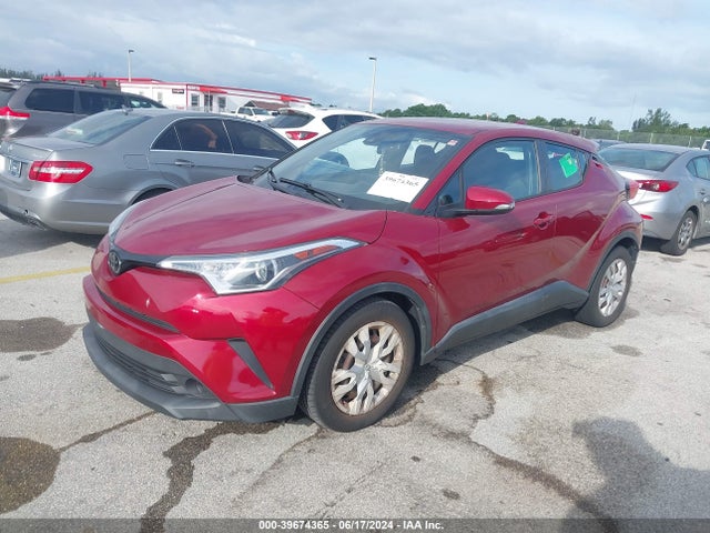 Toyota C-HR LE 2019 NMTKHMBX5KR074693 Image 2