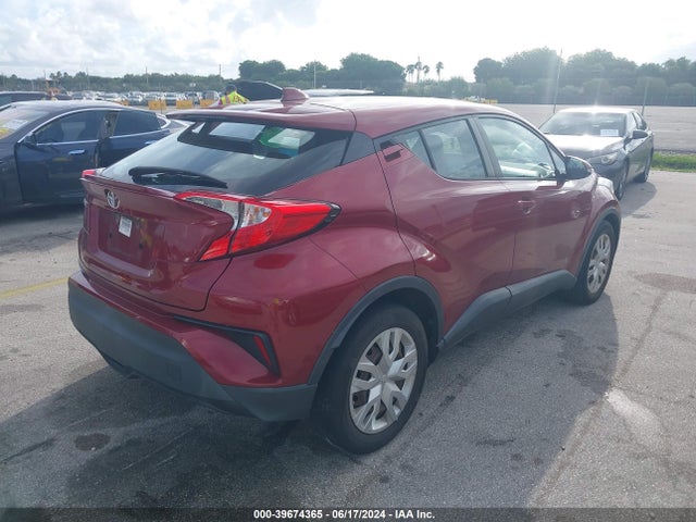 Toyota C-HR LE 2019 NMTKHMBX5KR074693 Image 4