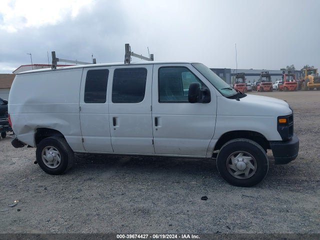 Ford E-250 Commercial 2014 1FTNE2EW8EDA04720 Image 11