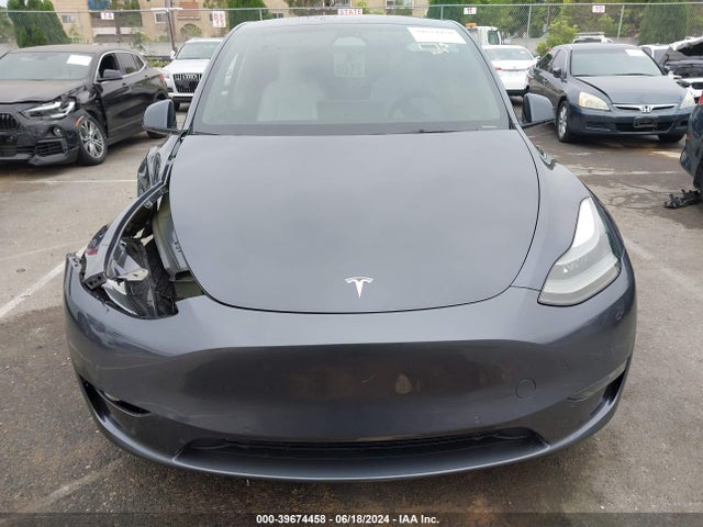 7SAYGDEF0NF521783 Tesla Model Y Performance Dual Motor All-wheel Drive