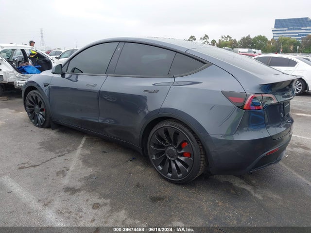 7SAYGDEF0NF521783 Tesla Model Y Performance Dual Motor All-wheel Drive