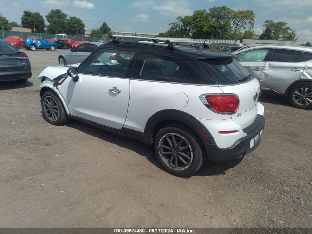 2015 MINI PACEMAN WMWSS5C56FWT84425 Photo 2