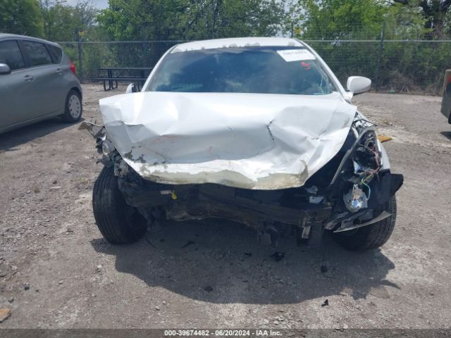 5NPDH4AE3FH623054 Hyundai ELANTRA SE