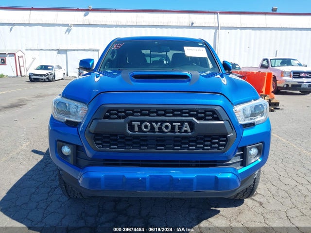 Aukcja sprzedaży 2017 Toyota Tacoma Trd Sport, vin: 3TMCZ5AN9HM060961, numer aukcji: 39674484