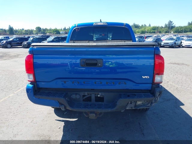 Aukcja sprzedaży 2017 Toyota Tacoma Trd Sport, vin: 3TMCZ5AN9HM060961, numer aukcji: 39674484