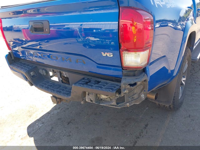 Aukcja sprzedaży 2017 Toyota Tacoma Trd Sport, vin: 3TMCZ5AN9HM060961, numer aukcji: 39674484