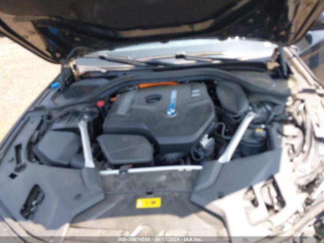 2019 BMW 530E WBAJA9C50KB392706 Photo 9