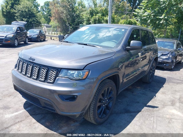 1C4RJEAG7JC493656 Jeep Grand Cherokee Altitude 4x2